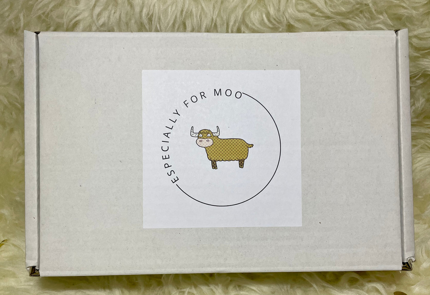 Highland Cow Gift Box Set Including: Love Moo for Valentines ❤️