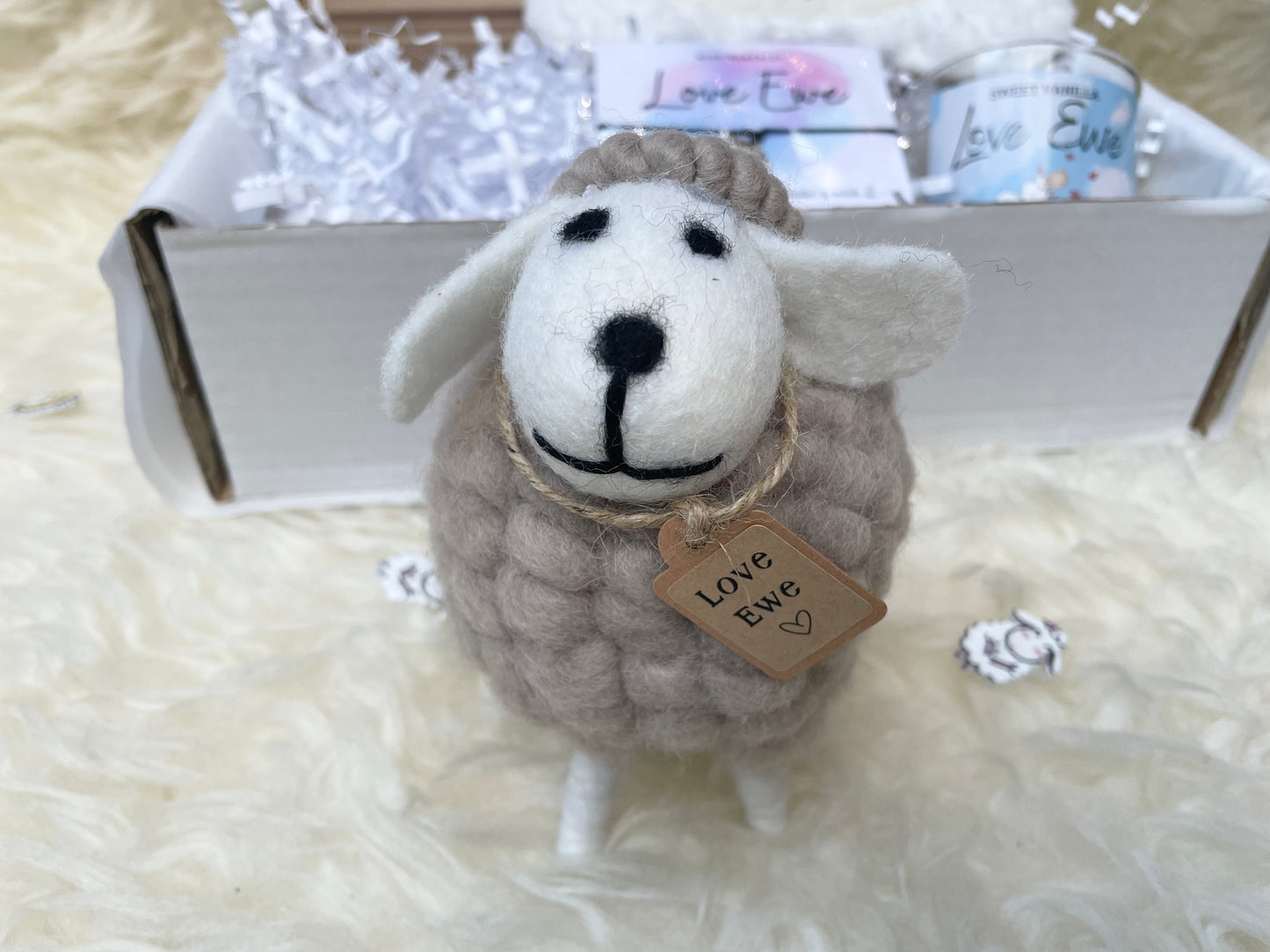 Love Ewe Sheep Gift Box Set.. PERFECT FOR VALENTINES ❤️